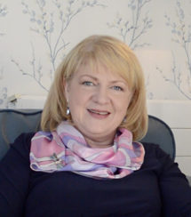 <b>Cate Russell</b> <br><h4>Chief Executive</h4></br>