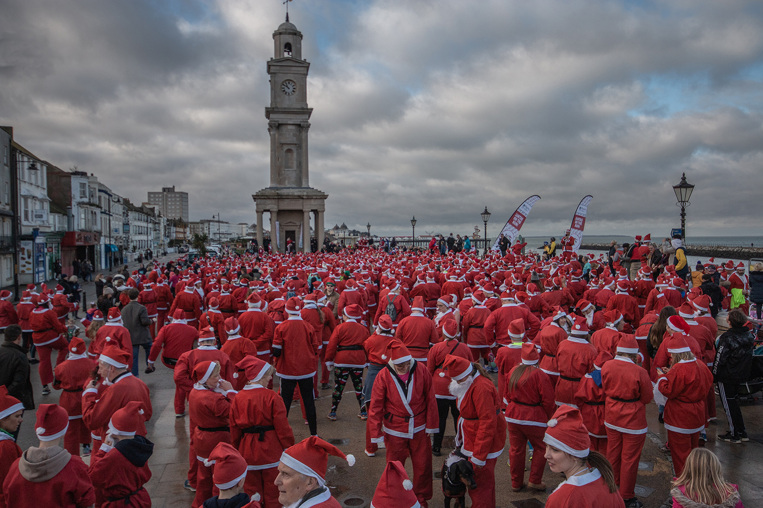 Santas in trainers at Herne Bay Pilgrims Hospices